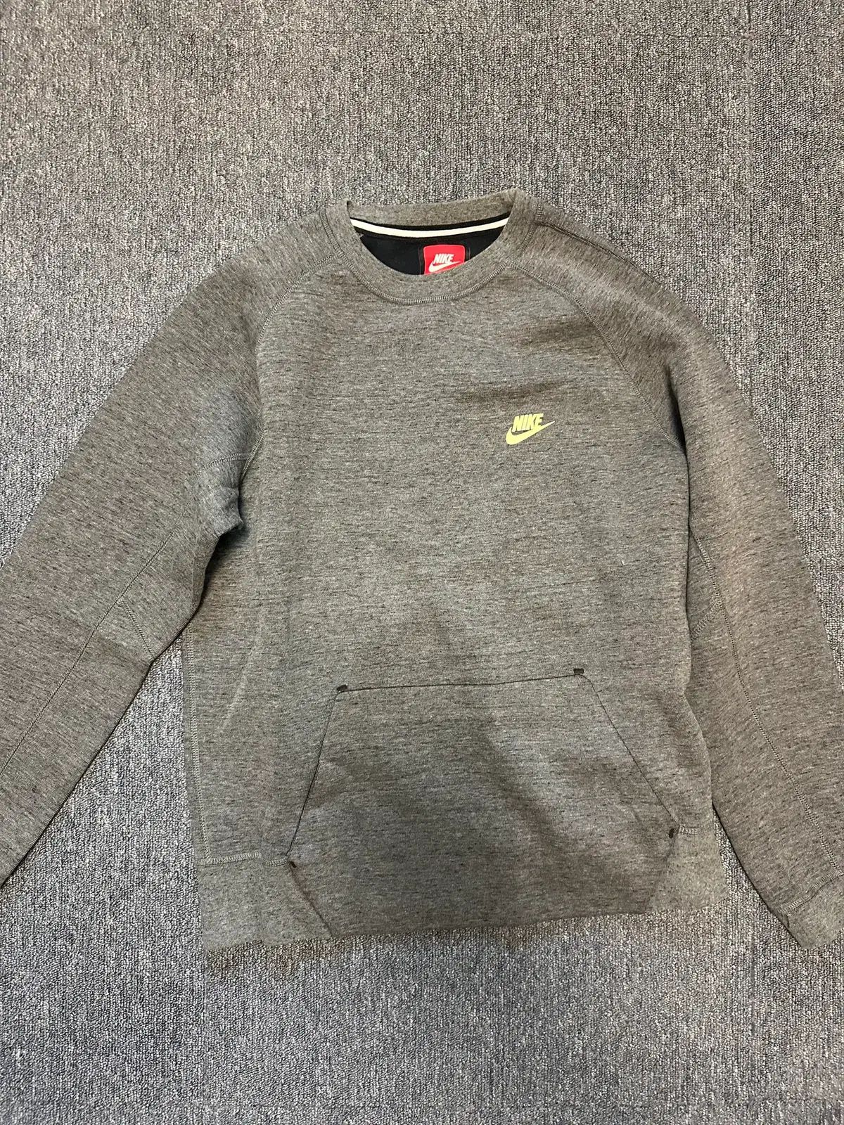 ナイキ スウェットシャツ