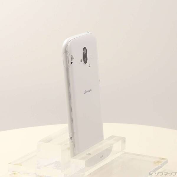 中古品〕 らくらくスマートフォン 64GB ホワイト F-52B docomo SIM