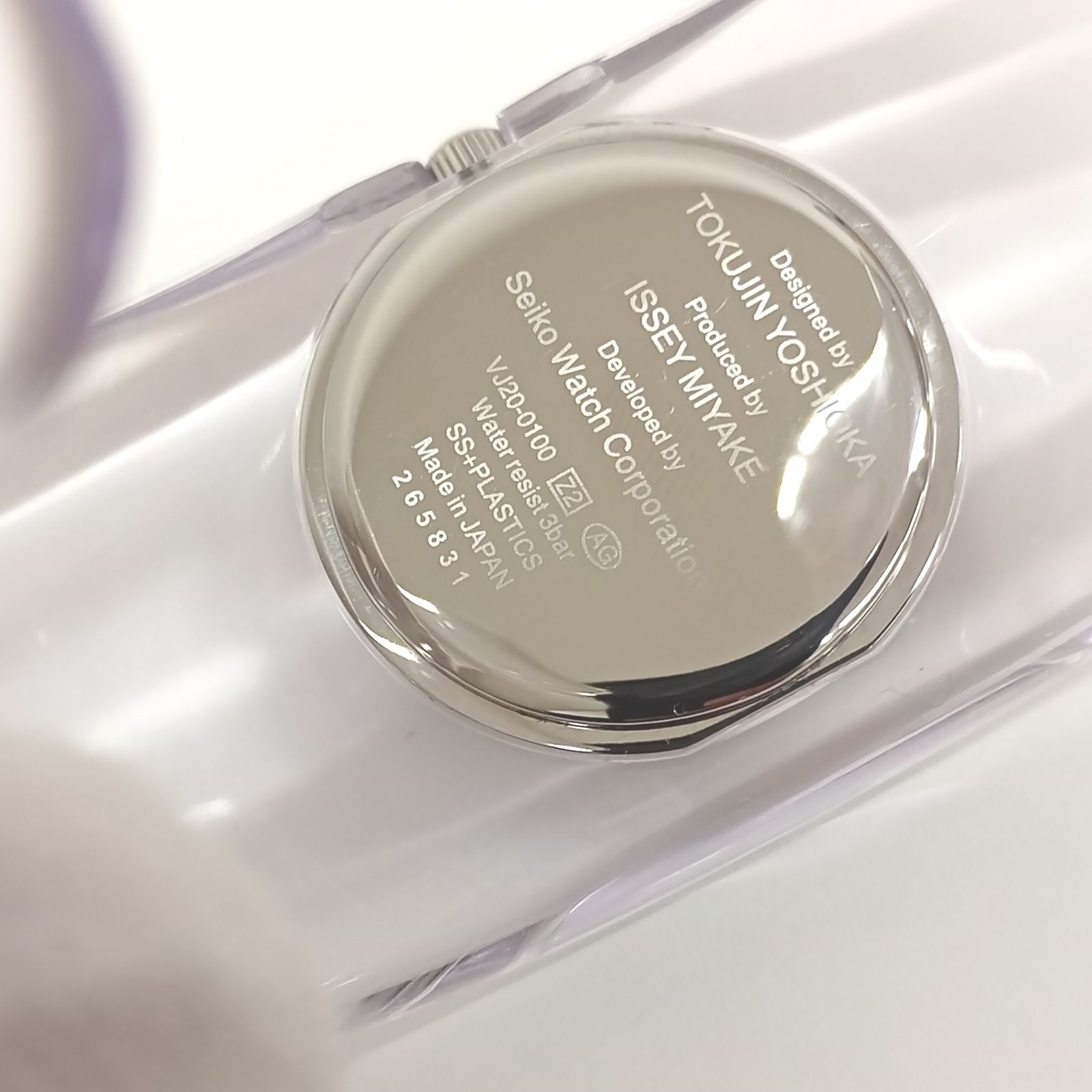 ISSEY MIYAKE イッセイミヤケ クリア系バングルウォッチ VJ20-0100