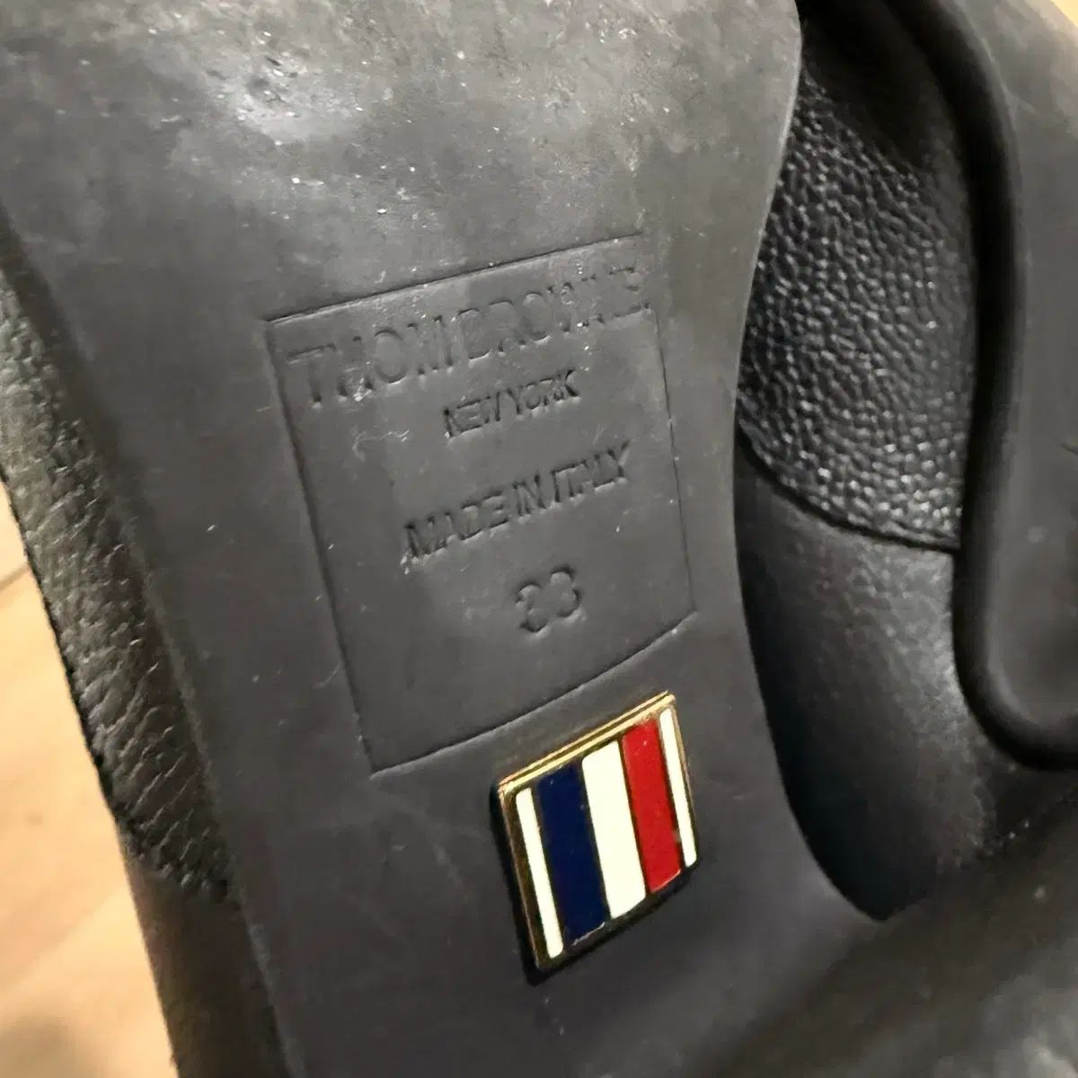 ブラウン ブラック