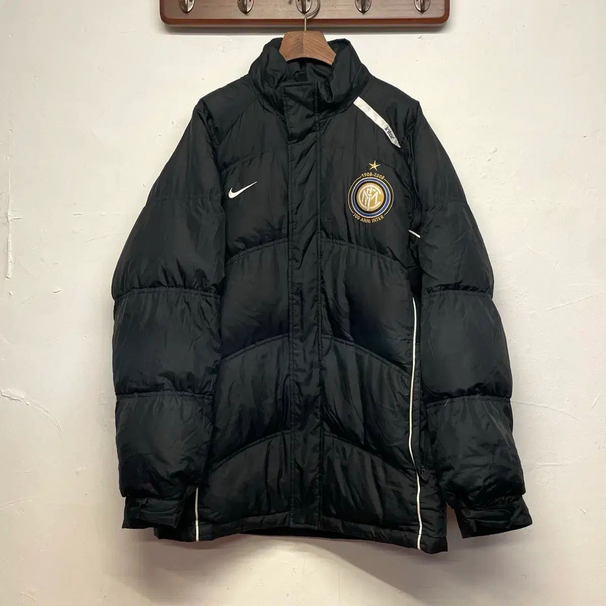 【未使用品・タグ付き】Nike インテルミラン 2010 ナイキ インテルミラン ダック ダウン ブラック ダウン - メルカリ