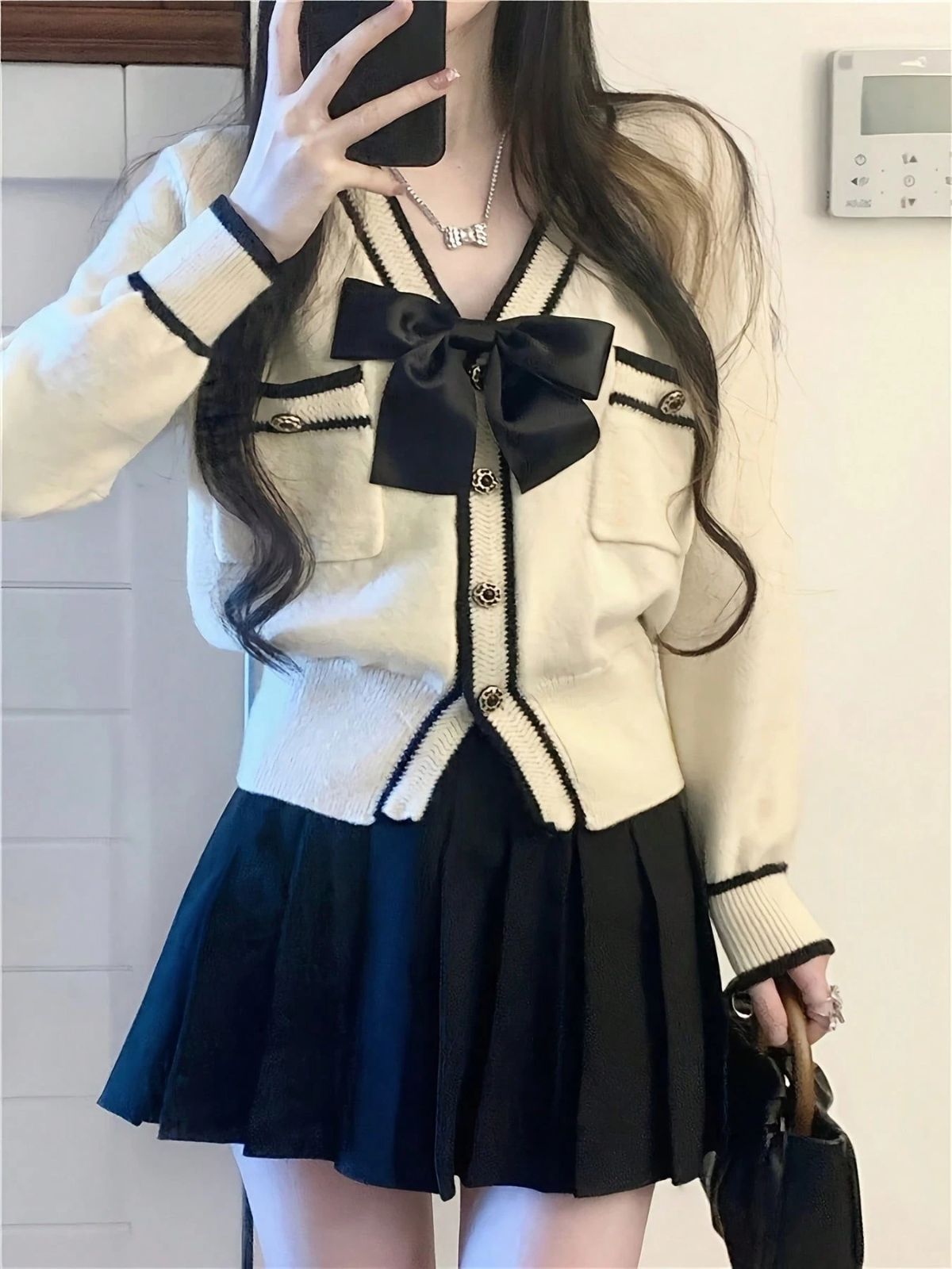 ニートカーディガン レーディス エレガント リボンディテール付き Vネック 長袖 ストライプ レディース ファッションセーター 春_秋用 美しい バタフライノット ボタンデザイン