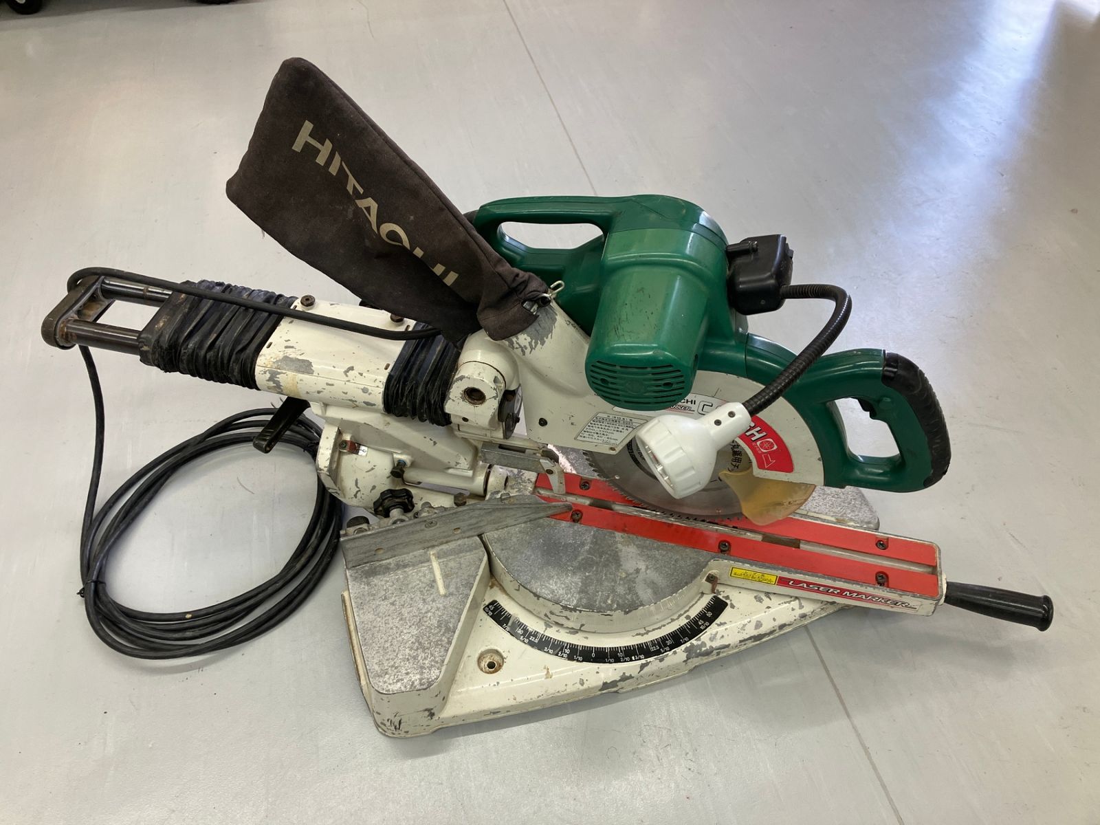 品 0936 日立工機 HiKOKI ハイコーキ 216㎜卓上スライドマルノコ C 8 FSH