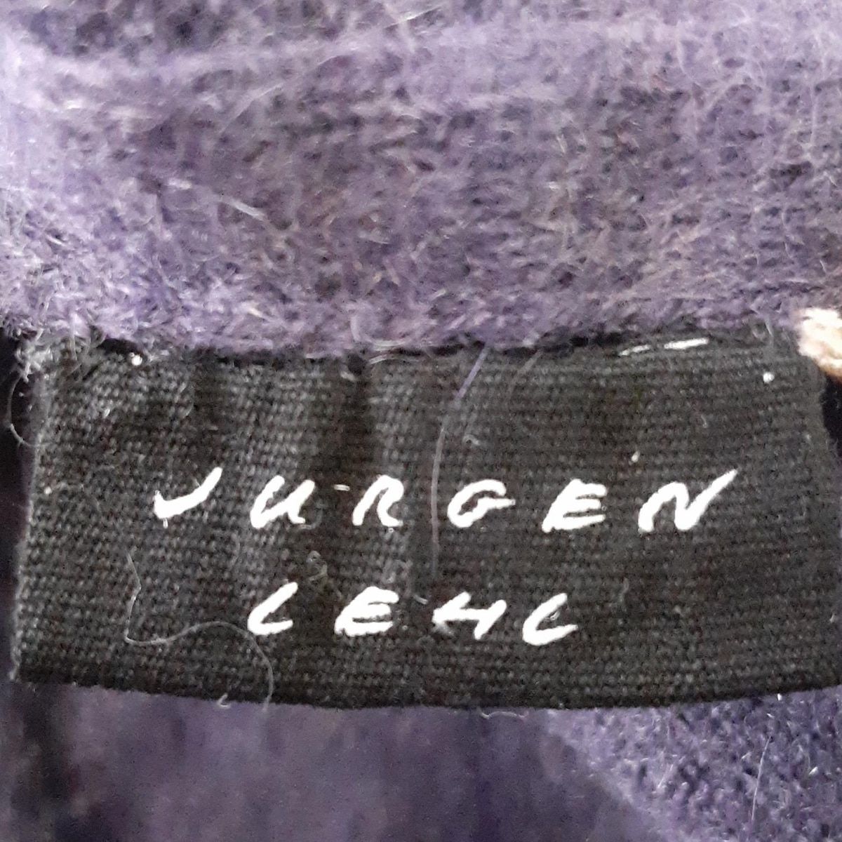 パープル Vネック