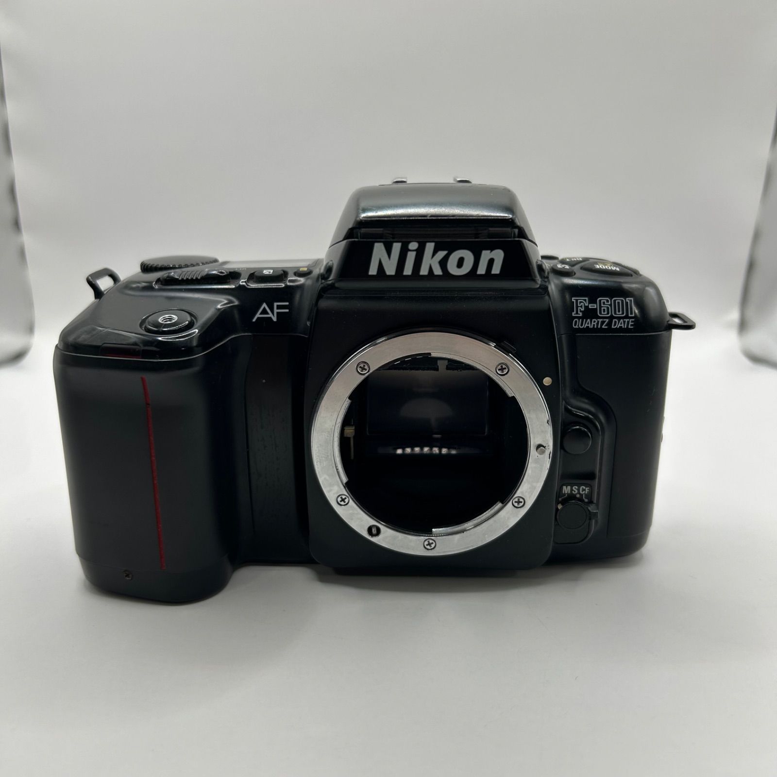 Nikon F-601 QUARTZ DATE ニコン フィルムカメラ - メルカリ