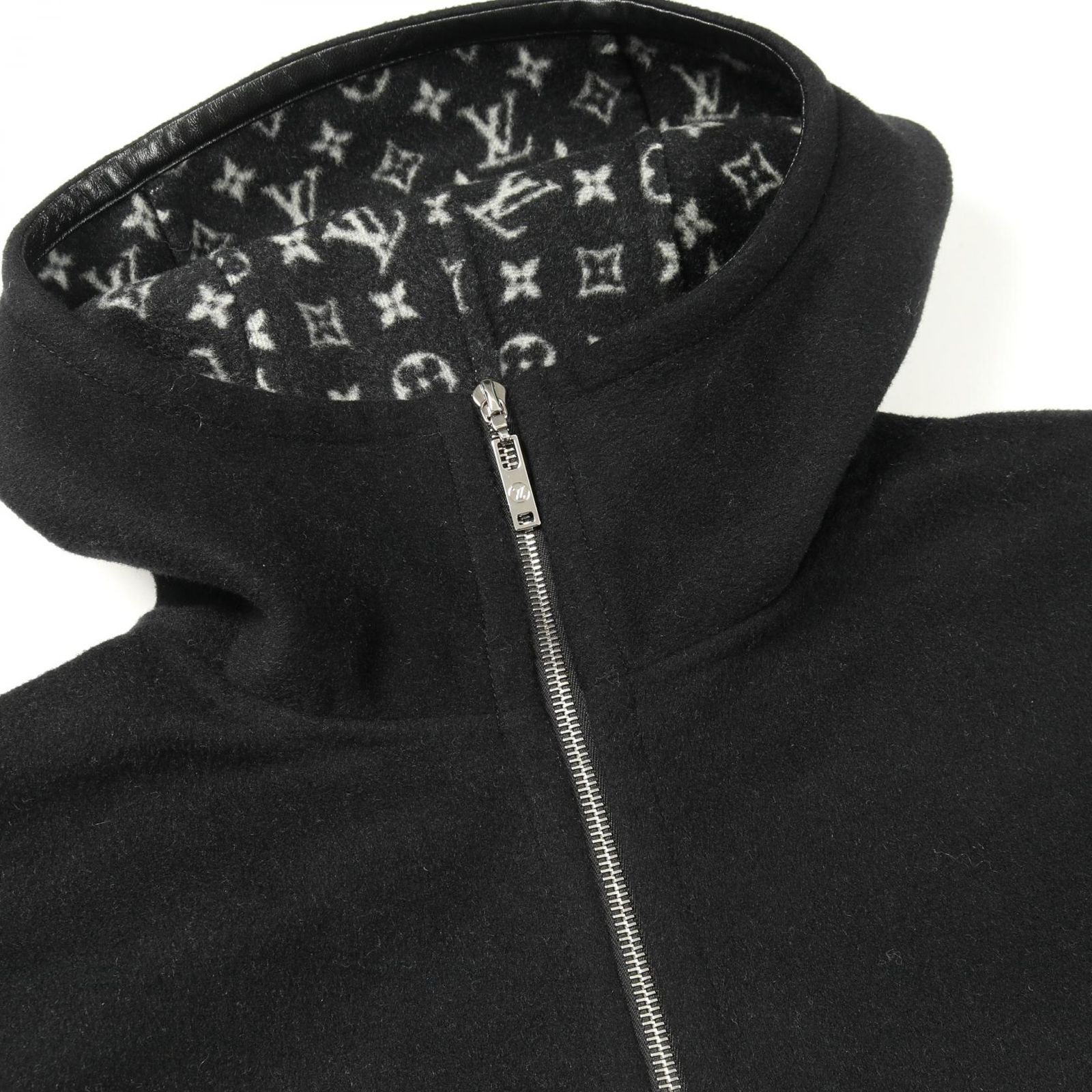 ルイ・ヴィトン LOUIS VUITTON ポンチョ フーデッドケープ モノグラム