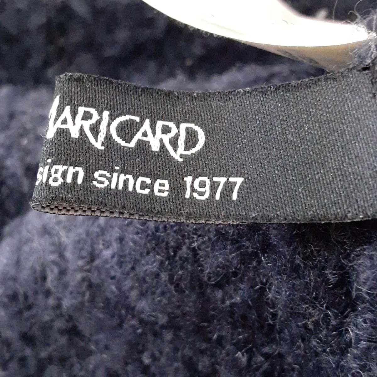 - ダークネイビー