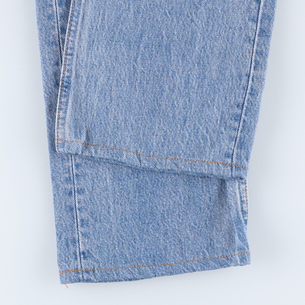 ストレートデニムパンツ