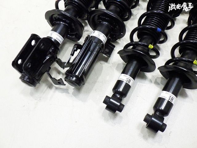 エ*０様 新車外し トヨタ純正 86 ZN6 後期 サスペンション1台分 ZC6 エ*0様 新車外し トヨタ純正 86 ZN6 後期 サスペンション1台分 ZC6