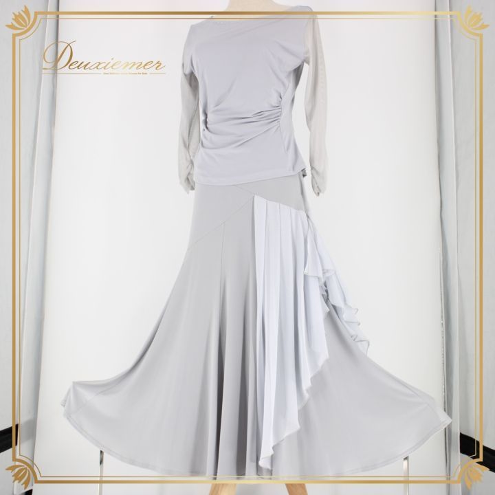 社交ダンス 衣装 上下セット ツーピース レッスンウェア パーティ衣装 オールシーズン グレイ系 ラインストーン 光沢感 シンプル 軽量 伸縮性 リーズナブル 女性用ファッション おしゃれ 薄手 快適 パーティ用 ダンスレッスン