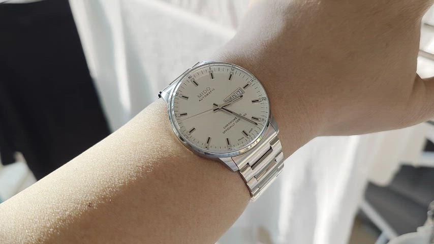 ミント級 MIDO コマンダー COSC シルバー アメリカ直輸入商品