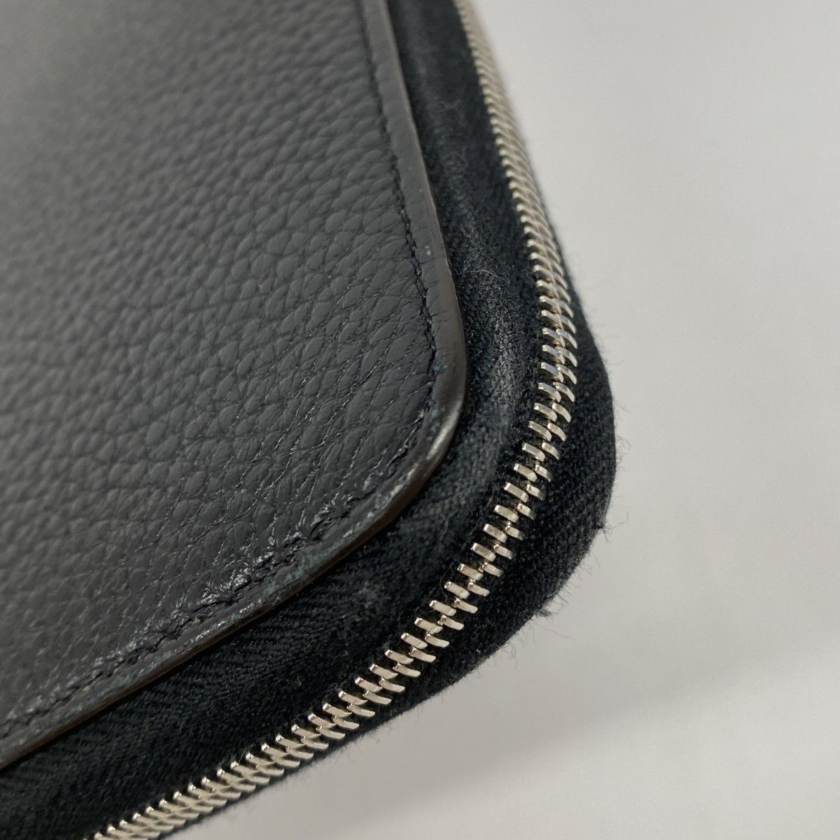 5pc3232-k】セリーヌ 長財布 レザー ブラック シルバー金具【中古