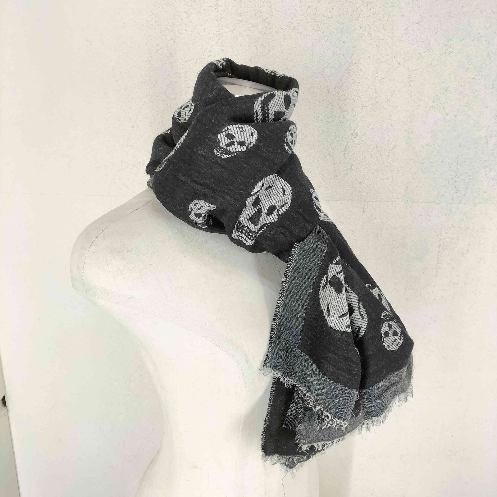 アレキサンダーマックイーン Alexander McQueen スカルデザイン スカーフ メンズ 表記無