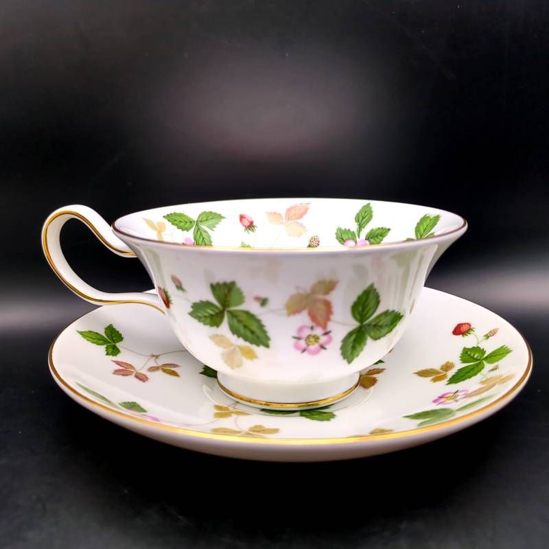 WEDGWOOD ワイルドストロベリー カップ＆ソーサー ピオニー 2客セット