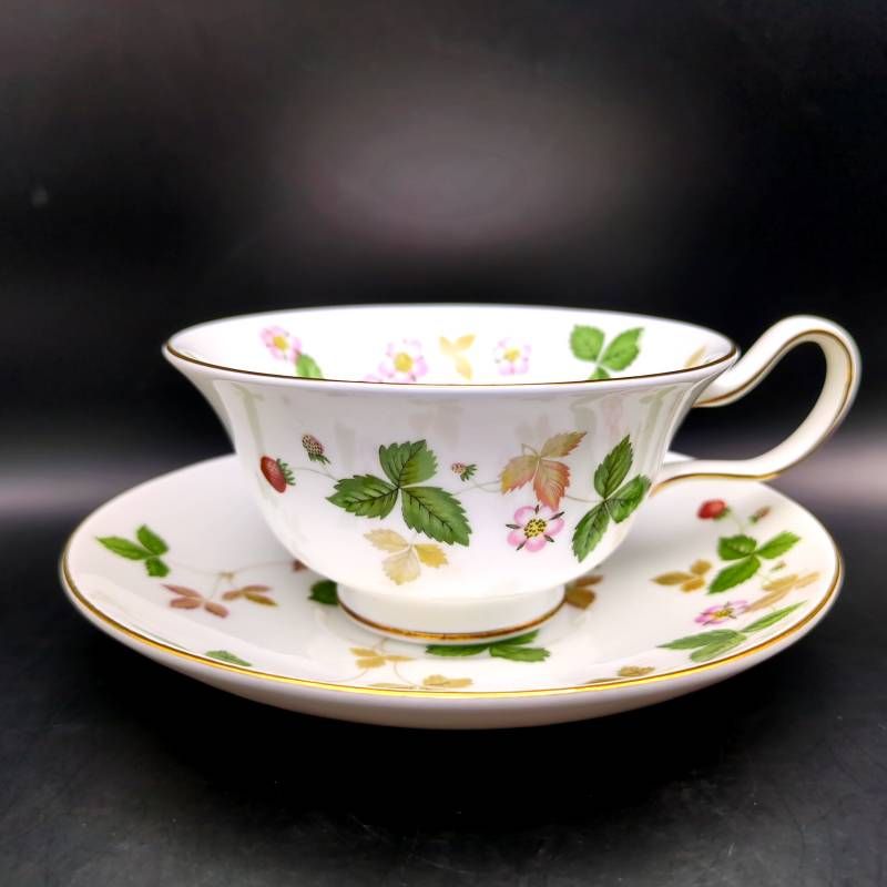 WEDGWOOD ワイルドストロベリー カップ＆ソーサー ピオニー 2客セット