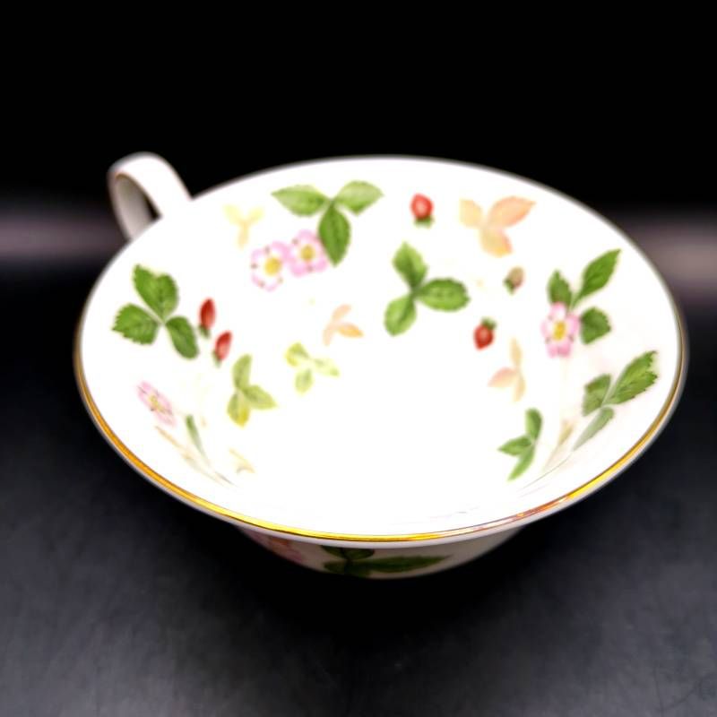 WEDGWOOD ワイルドストロベリー カップ＆ソーサー ピオニー 2客セット