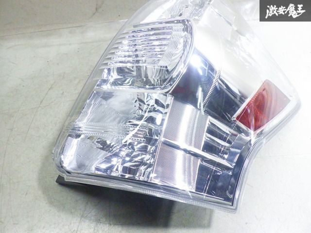 点灯OK！美品！】トヨタ純正 US ZVW40 ZVW41 プリウスアルファ 前期