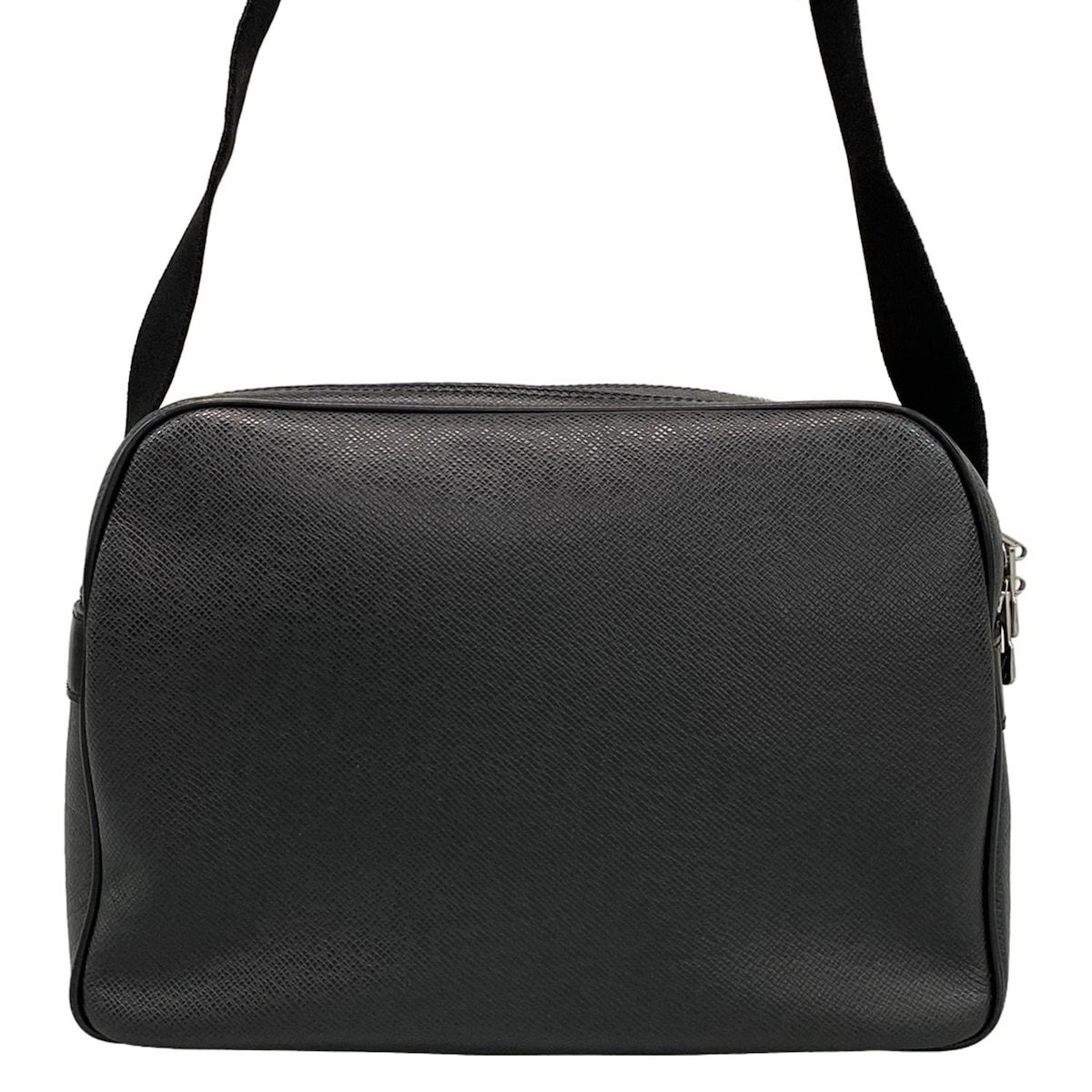 LOUIS VUITTON(ルイヴィトン) ショルダーバッグ タイガ リポーター