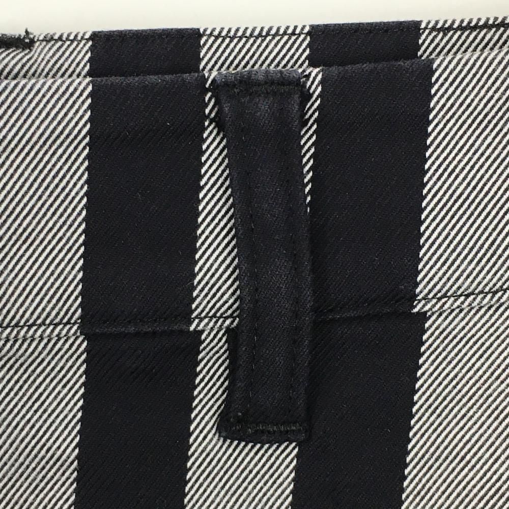 美品】パーリーゲイツ スカート 黒×グレー ストライプ 裾フリル風