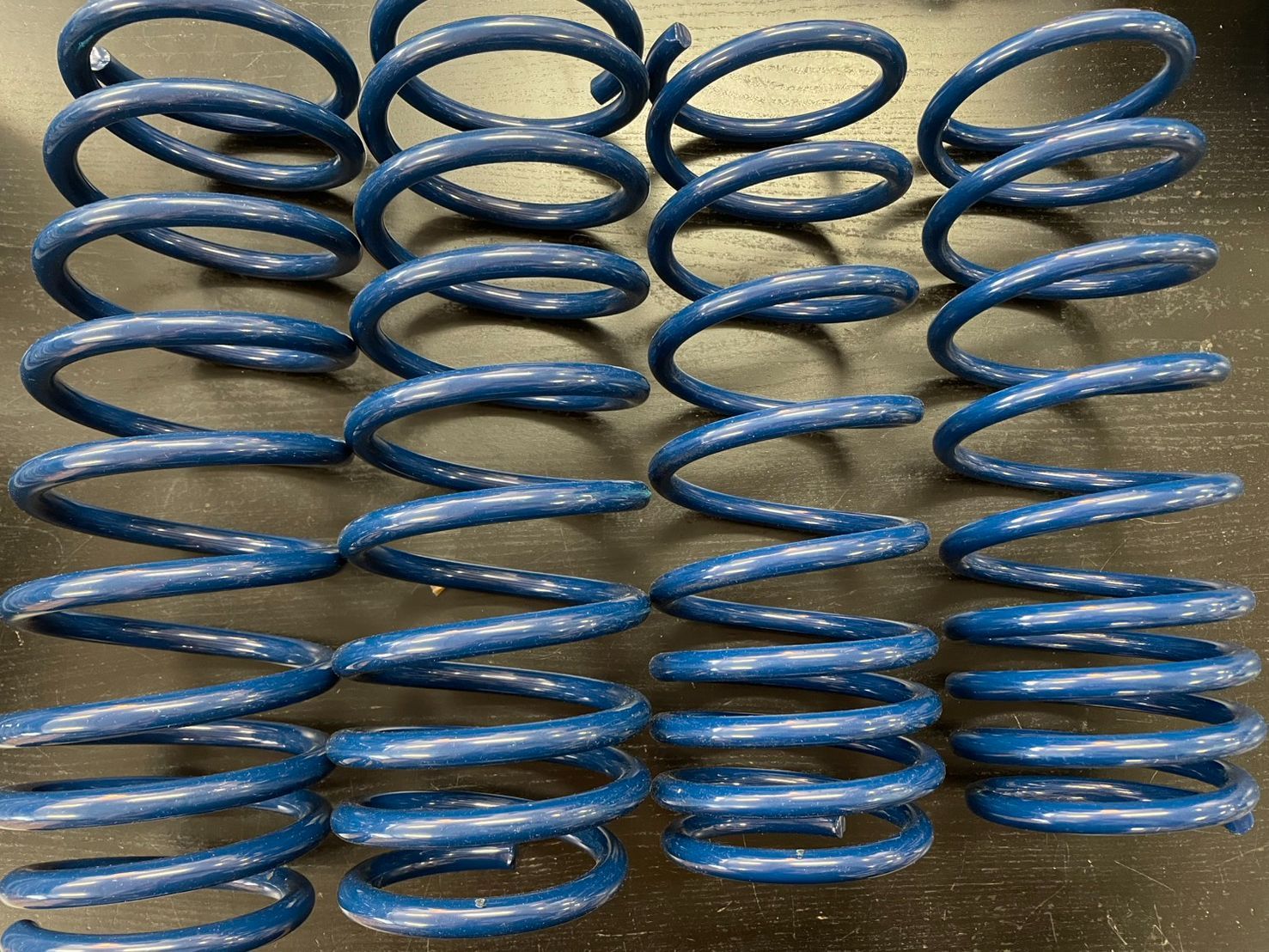 FET スズキ ジムニーシエラ JB 74 W KONI ヘビートラック 35 mm ダウンスプリング