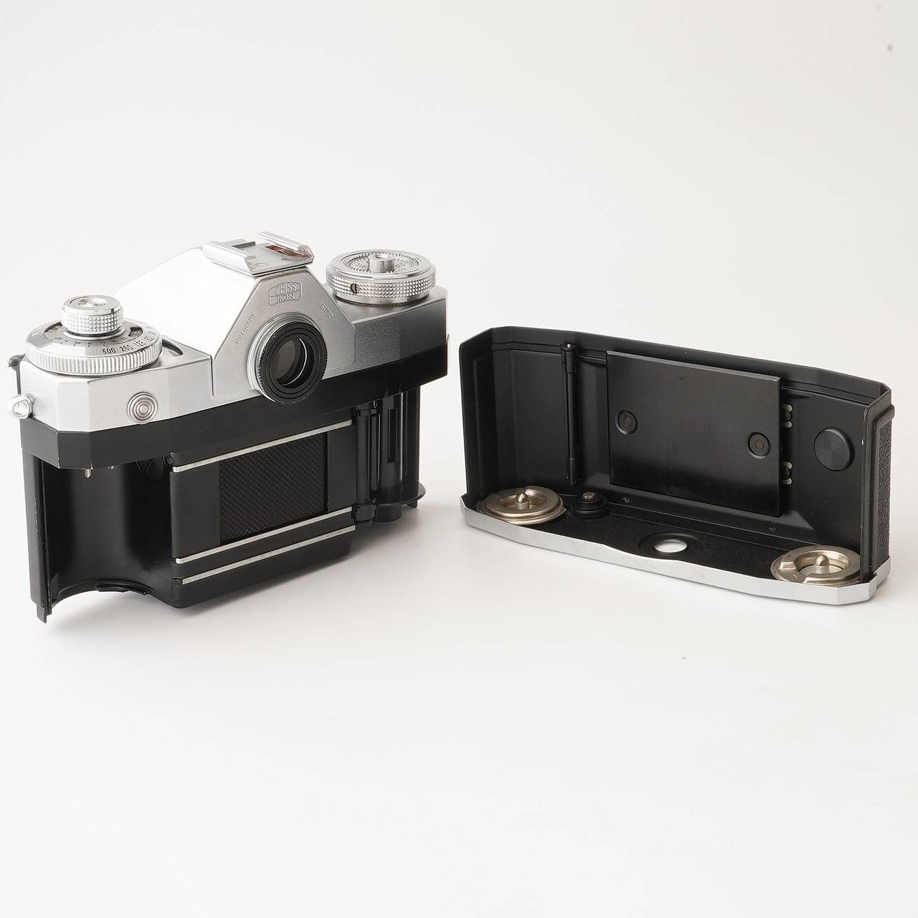 ツァイス イコン Zeiss Ikon Tessar 45mm F2.8 美品 ツァイスイコン Zeiss Ikon CONTAFLEX Tessar 45mm F2.8 - メルカリ