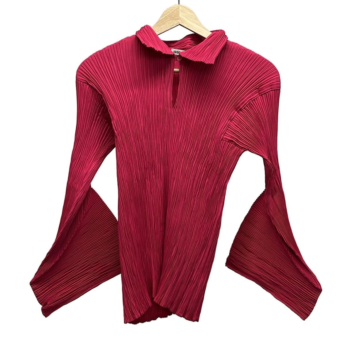 ISSEYMIYAKE イッセイミヤケ 長袖ポロシャツ サイズM レディース ピンク プリーツ