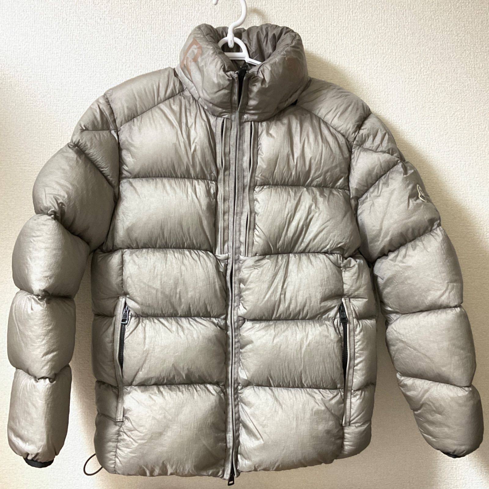 MONCLER LONGUE SAISON グレー ダウンジャケット MONCLER モンクレール LONGUE SAISON CEVENNE セヴェンヌ ロゴワッペン