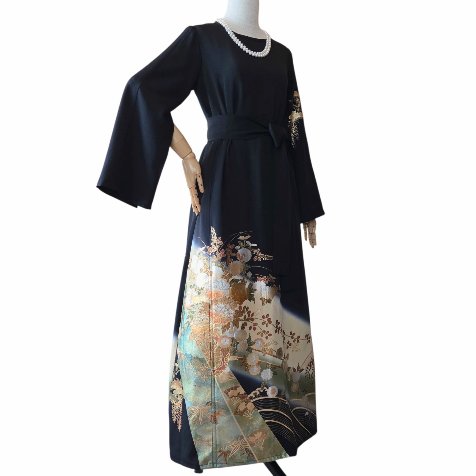 着物リメイク　ロング　スリット袖　作家物　ワンピース　黒留袖　ドレス　Aライン ❦Kaena❦ 着物リメイク ワンピース 袖スリット 作家物 ロング マキシ