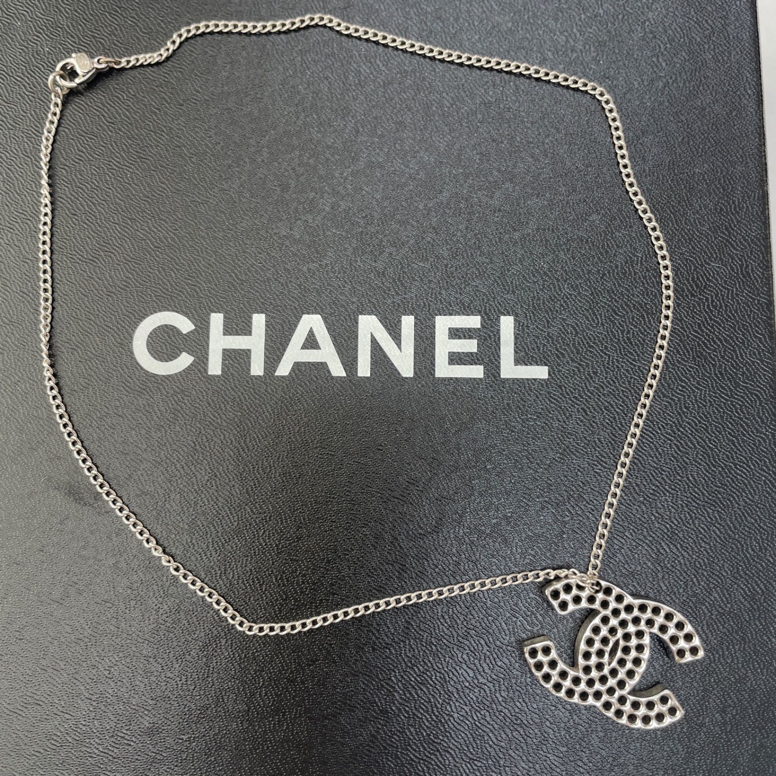 CHANEL シャネル パンチングネックレス ココマーク シルバー 03P 