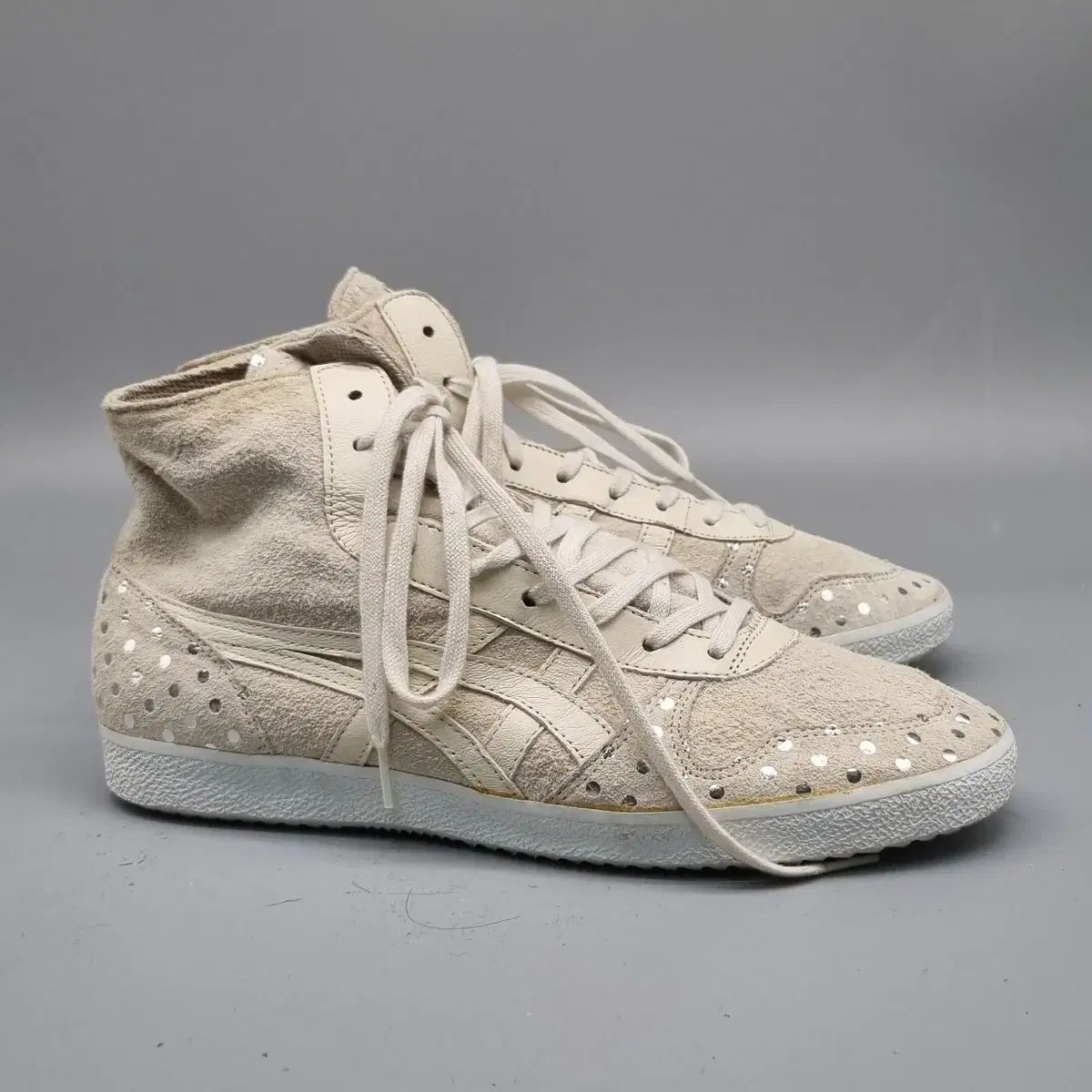 オニツカタイガー コートハナ ミッド 24.5