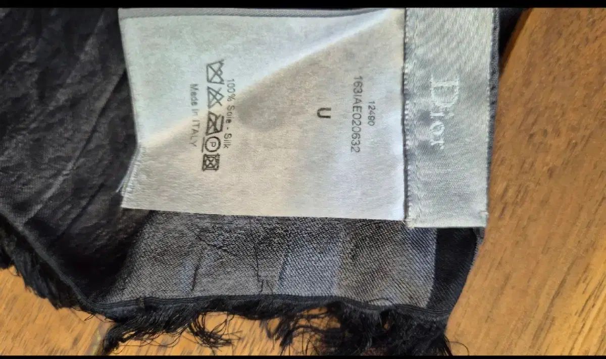 ディオール 正規品 シルク100% アウトレット スカーフ イタリア 秋冬