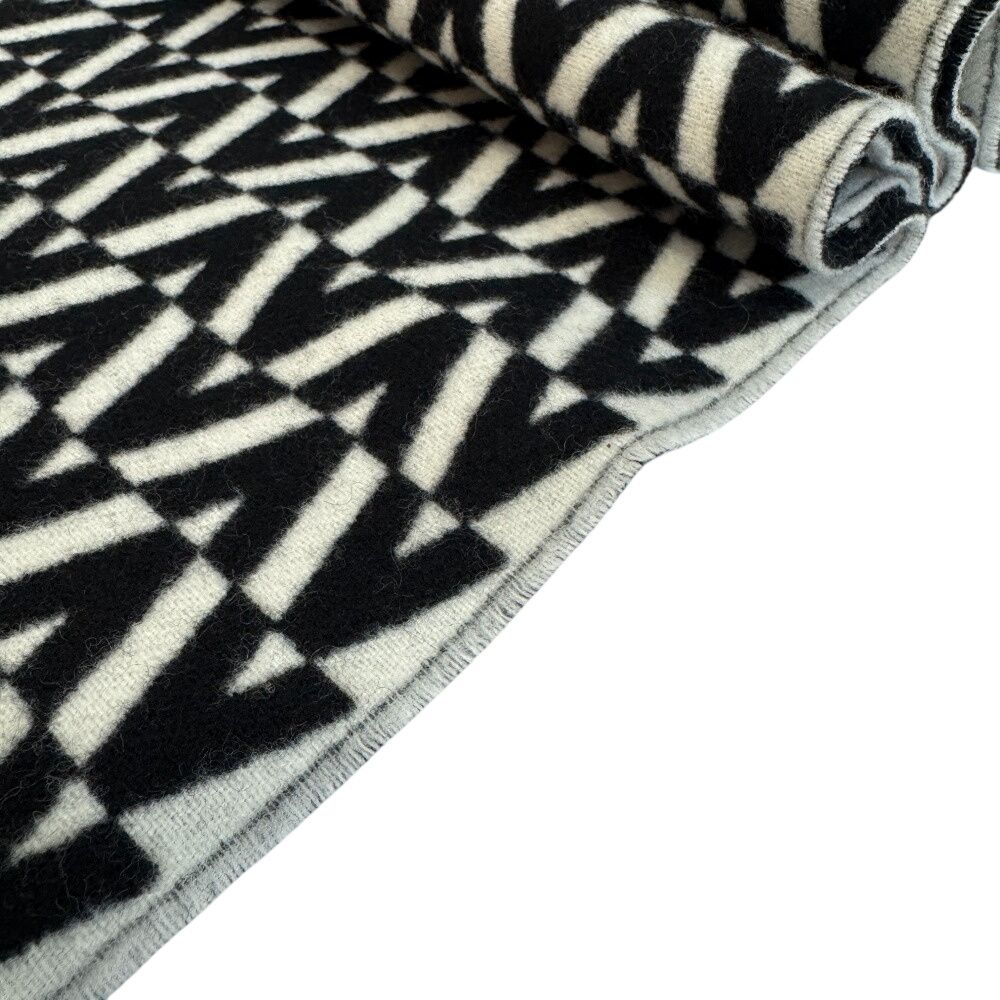 マフラー ホワイト