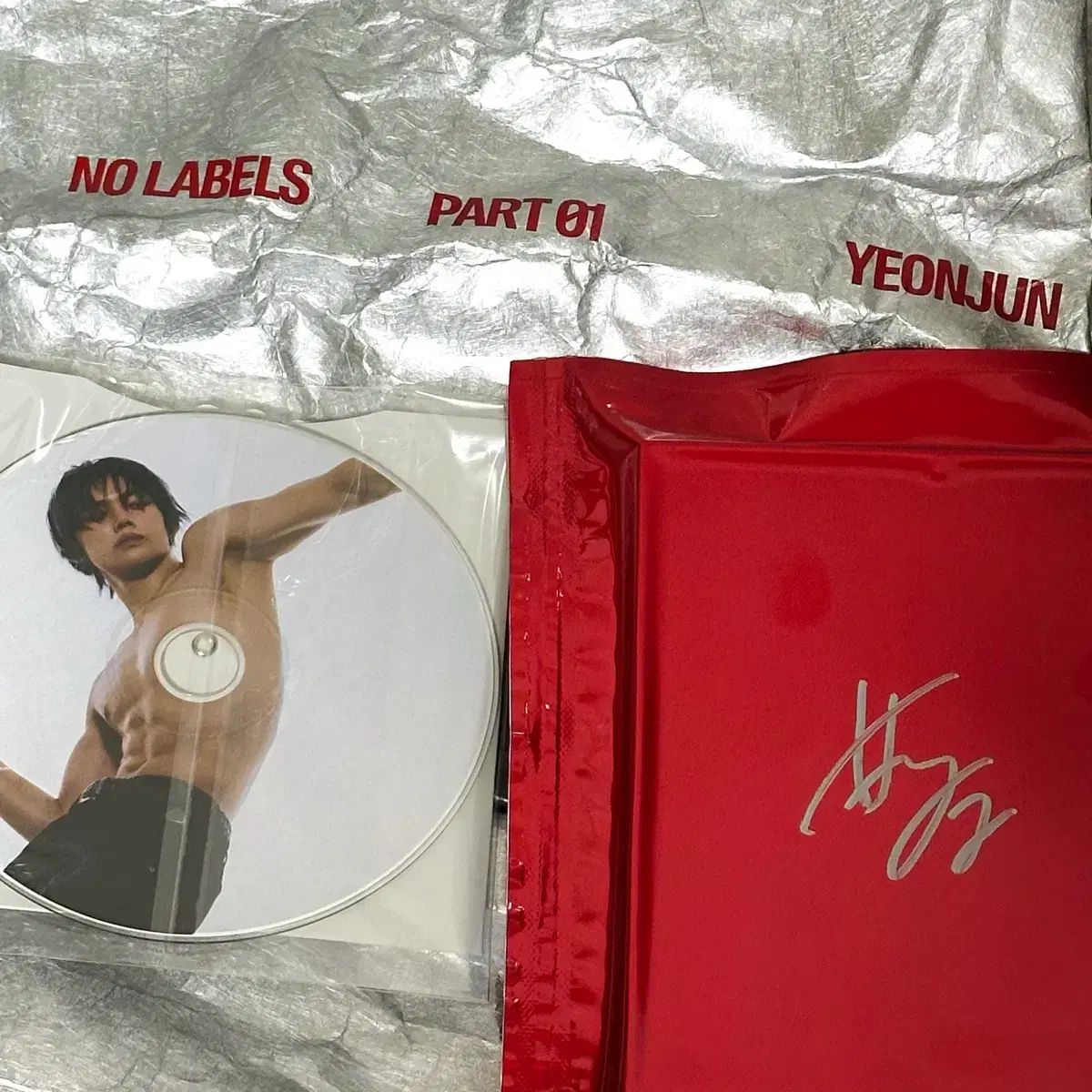 TOMORROW X TOGETHER TXT ヨンジュン YEONJUN チェヨンジュン ソロ リーシングパーティー サイン入り インヴィテーション CD