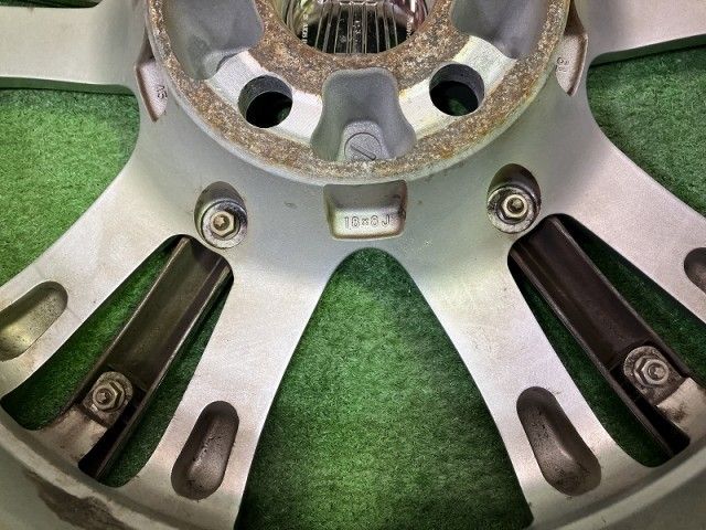  トヨタ TOYOTA レクサスGS GWL 10 ホイール アルミ シルバー 18インチ 8 J 5穴 4本 114 3 45 18インチ ホイール