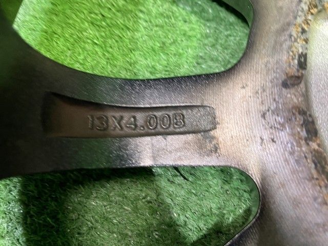  エスタロッサ 軽自動車 ホイール アルミ ガンメタ 13インチ 4 00 B 4穴 4本 100 43 13インチ ホイール