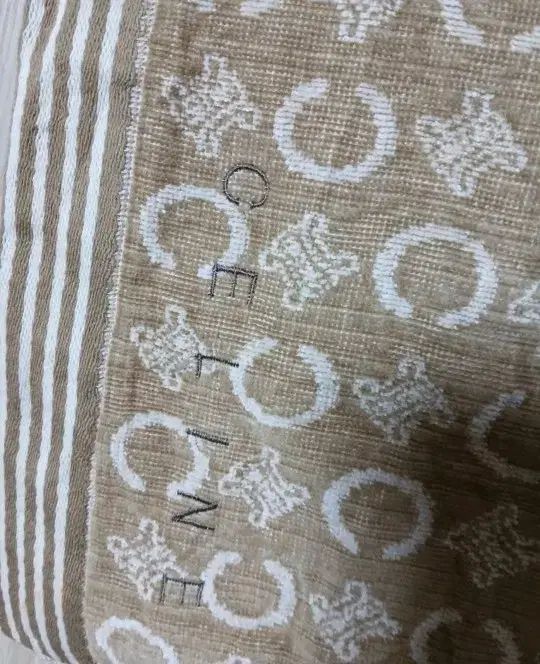 セリーヌ トリオンフ タオル ソファカバー