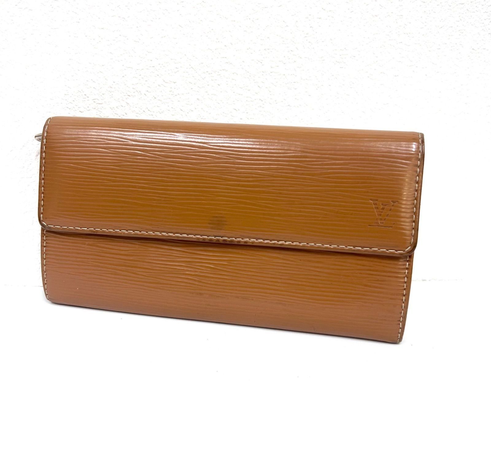 LOUIS VUITTON ルイ・ヴィトン 長財布 エピ 二つ折り 財布 M63573