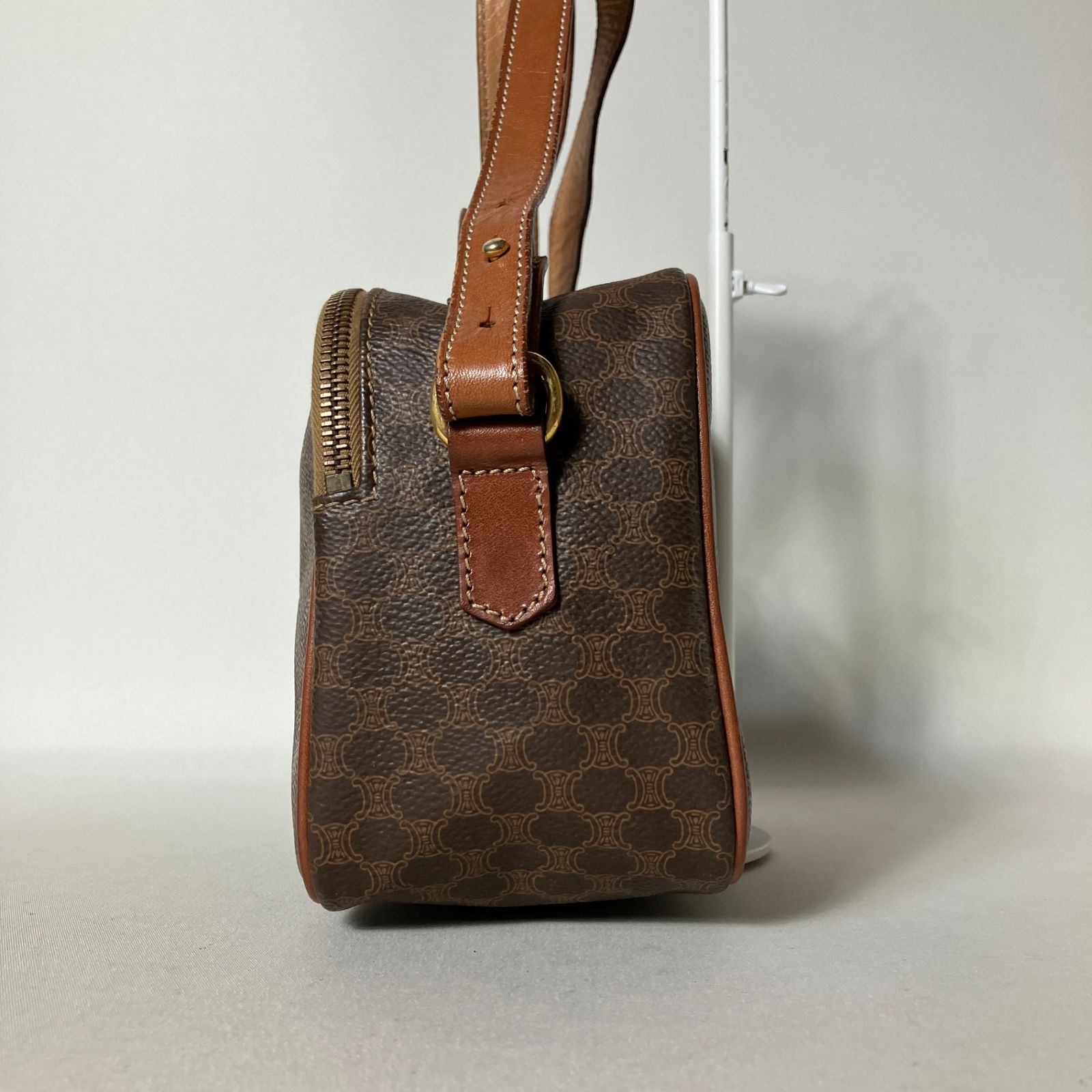 2511-237｜セリーヌ ショルダーバッグ ブラウン マカダム柄 トリオンフ