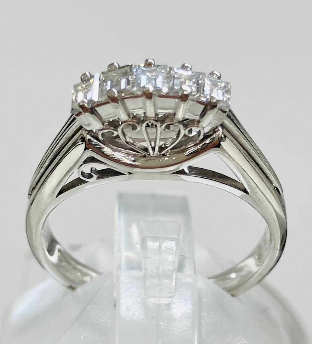 Pt 900 天然ダイヤモンド 0.37 ct 9号 4.9 g リング