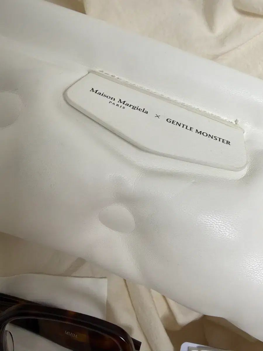  GENTLE MONSTER ジェントルモンスター mm 114 サングラス 小物