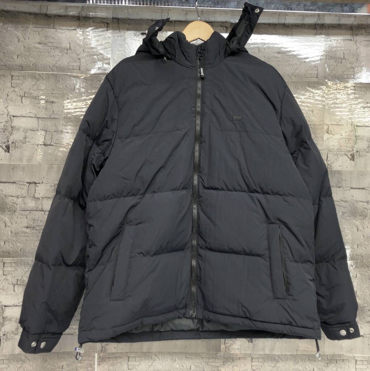 Levi's リーバイス ダウンジャケット ショートダウンジャケット 600FP A85570000 サイズL ブラック