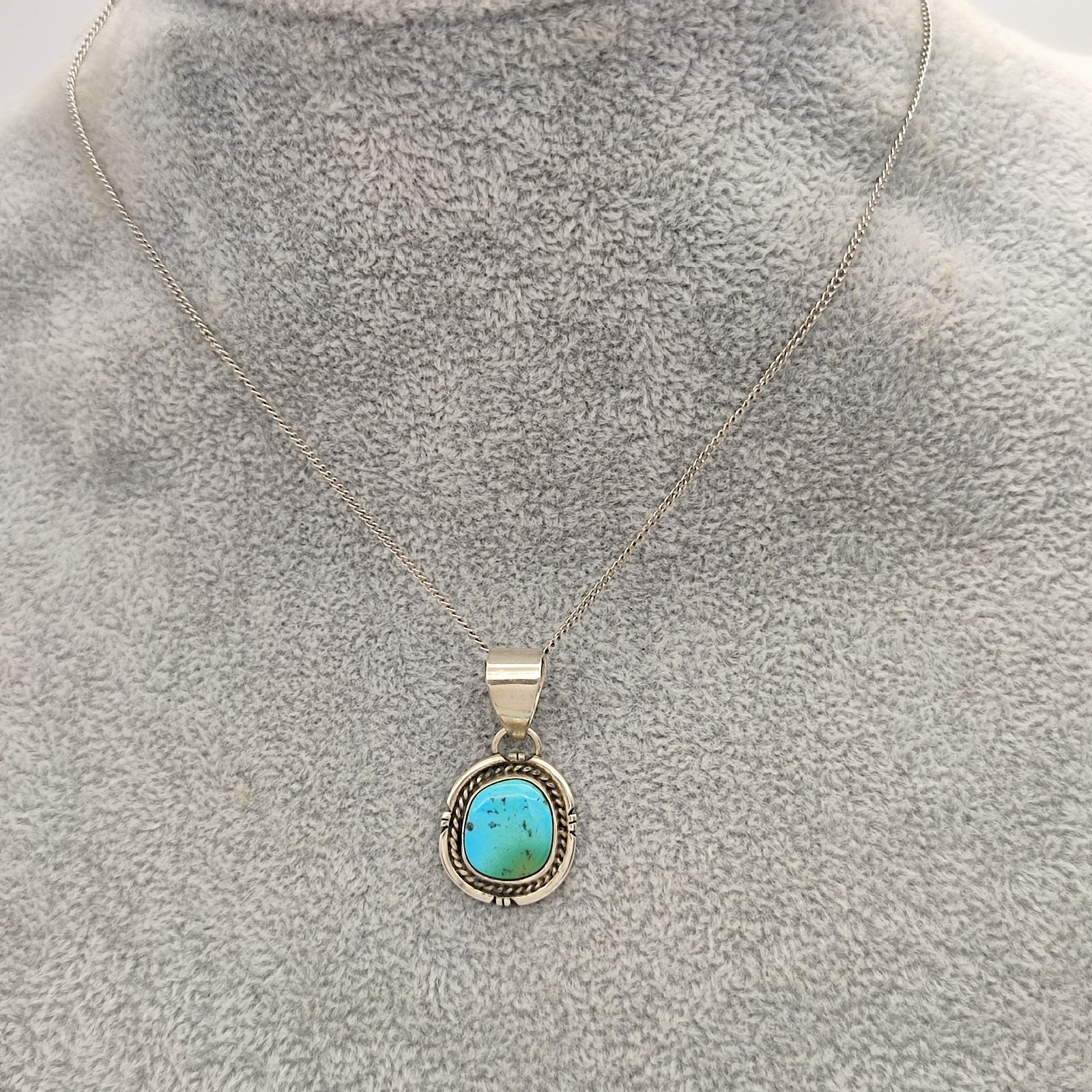 美品】インディアンジュエリー ナバホ族 ターコイズペンダントトップ R