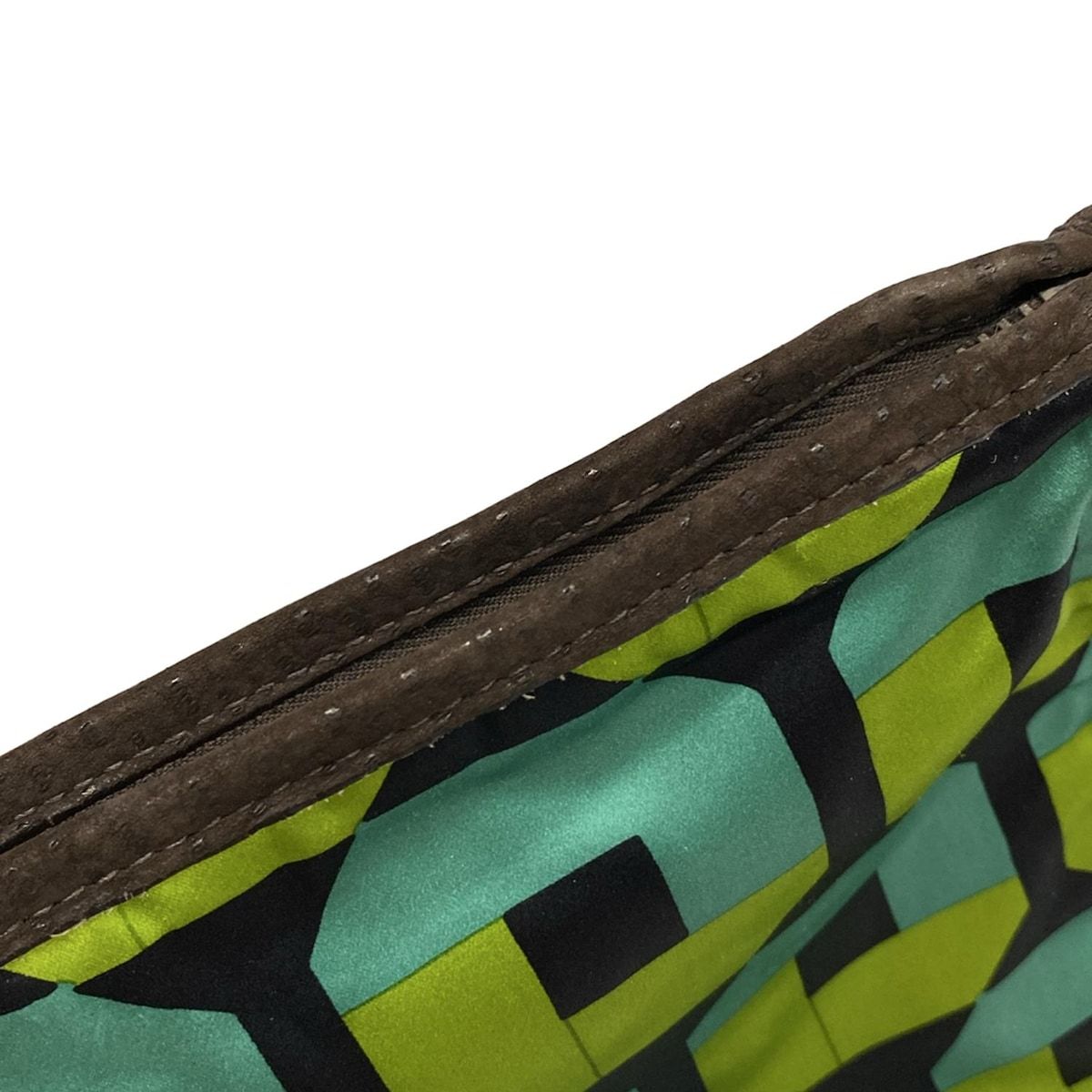 クラッチバッグ