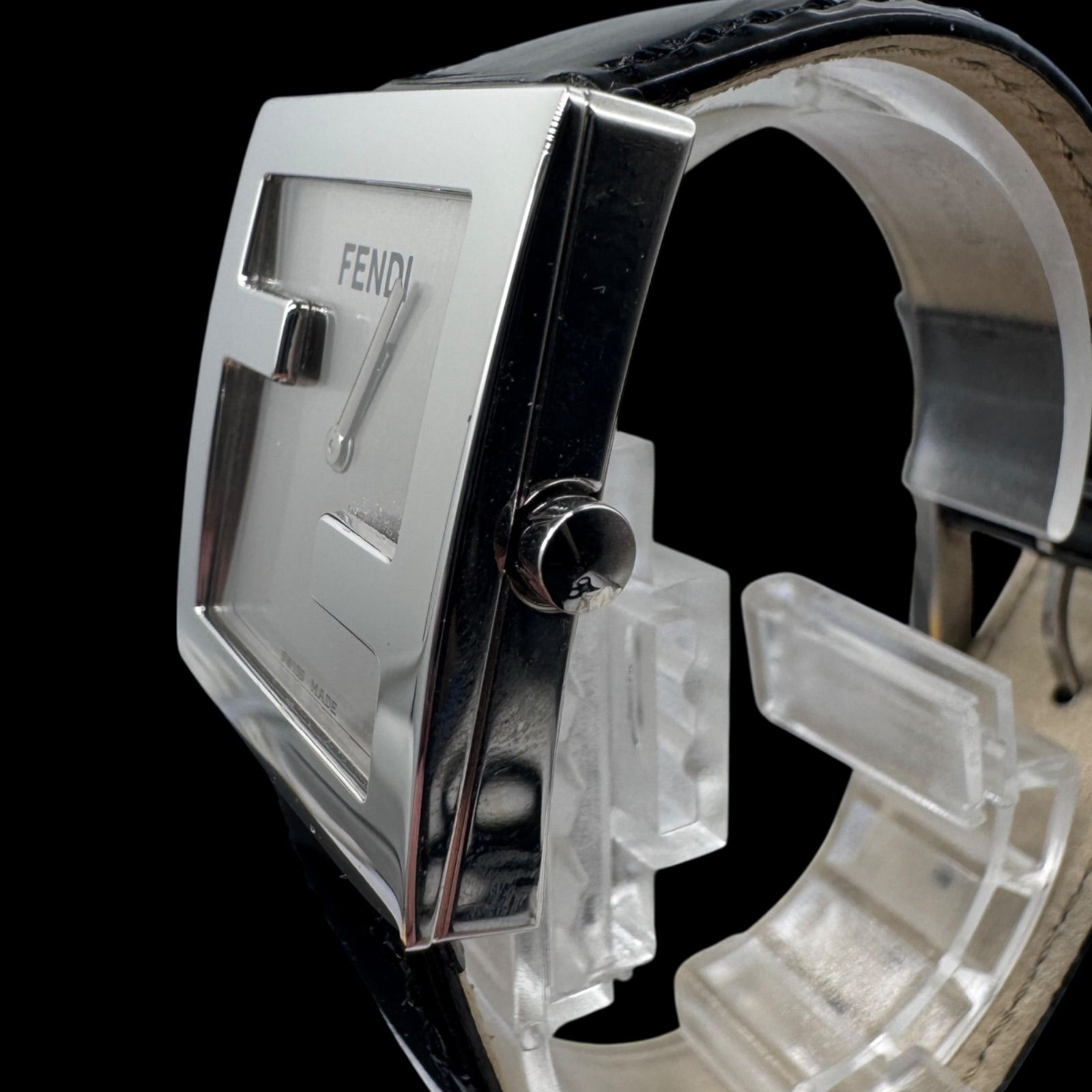 稼働 付属品完備 FENDI フェンディ 4000L スクエア ボーイズ 腕時計