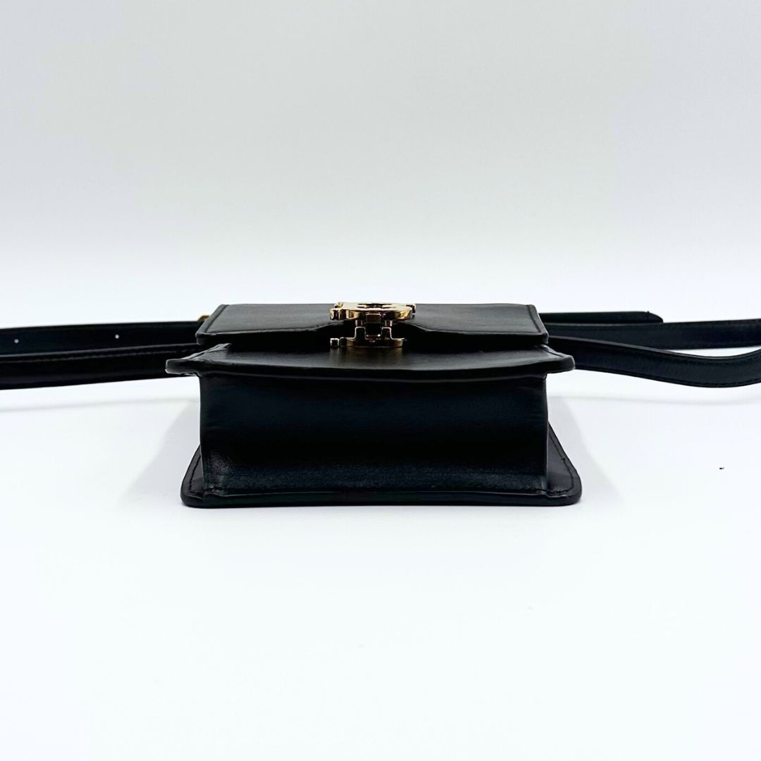 極美品】Burberry TBロゴ ロビン レザー ショルダーバッグ - メルカリ