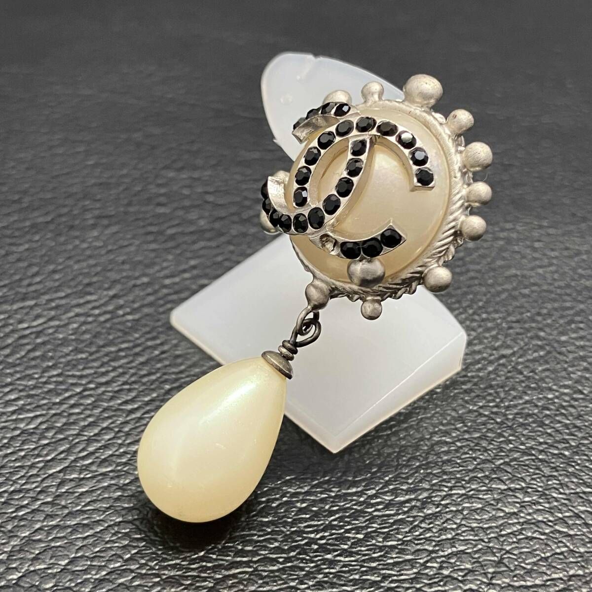 CHANEL シャネル ココマーク デザイン ピアス 片方のみ 02 C シルバー