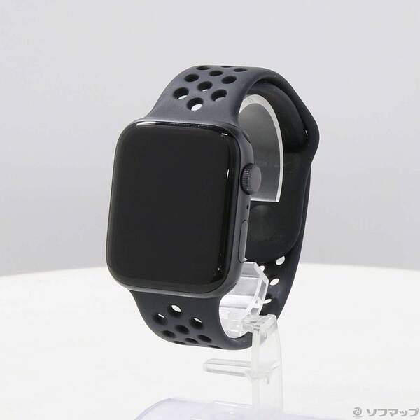 〔 品〕 Apple Watch SE 第1世代 Nike GPS 44 mm スペースグレイアルミニウムケース アンスラサイト ブラックNikeスポーツバンド 198