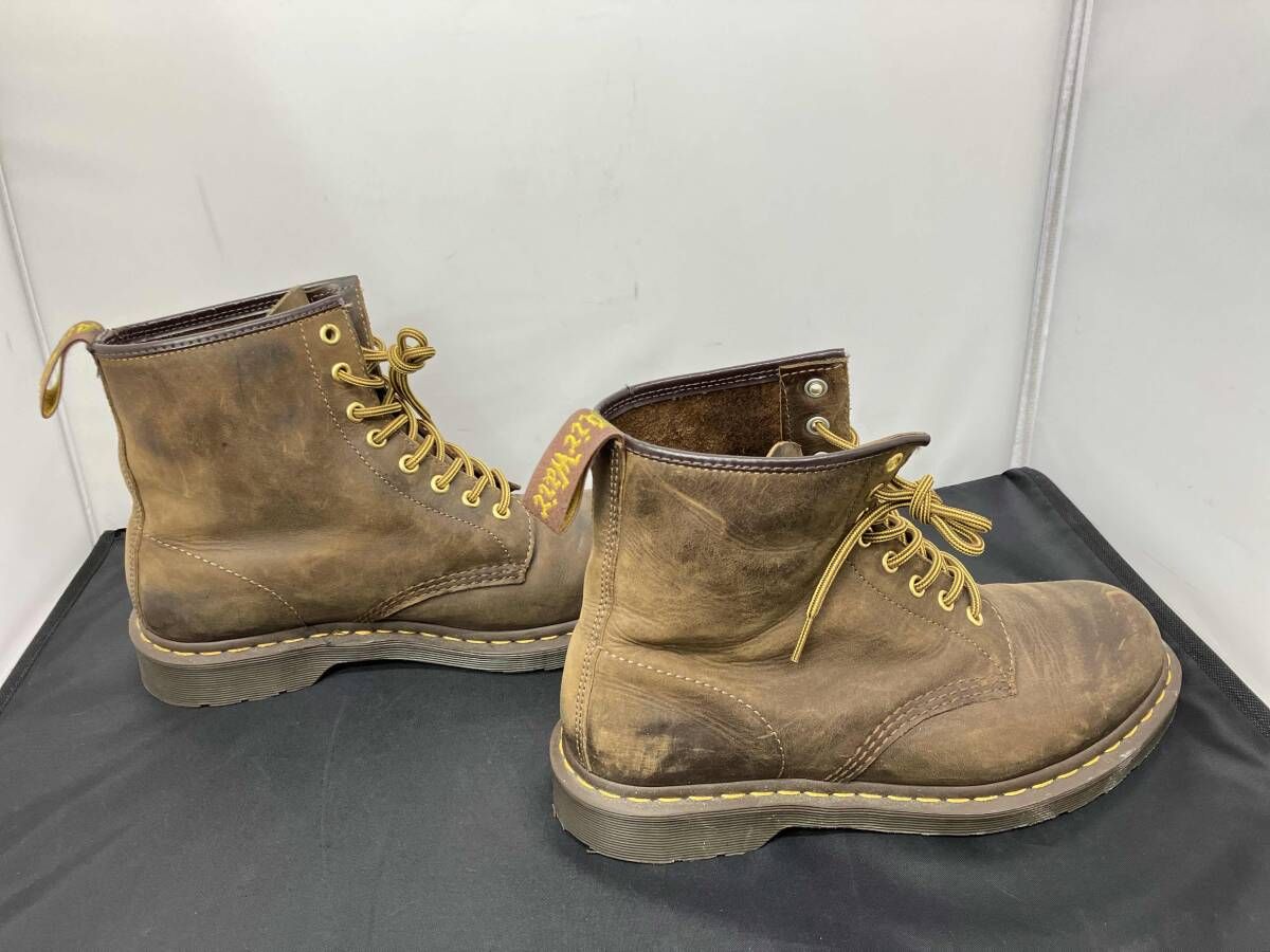 レースアップブーツ