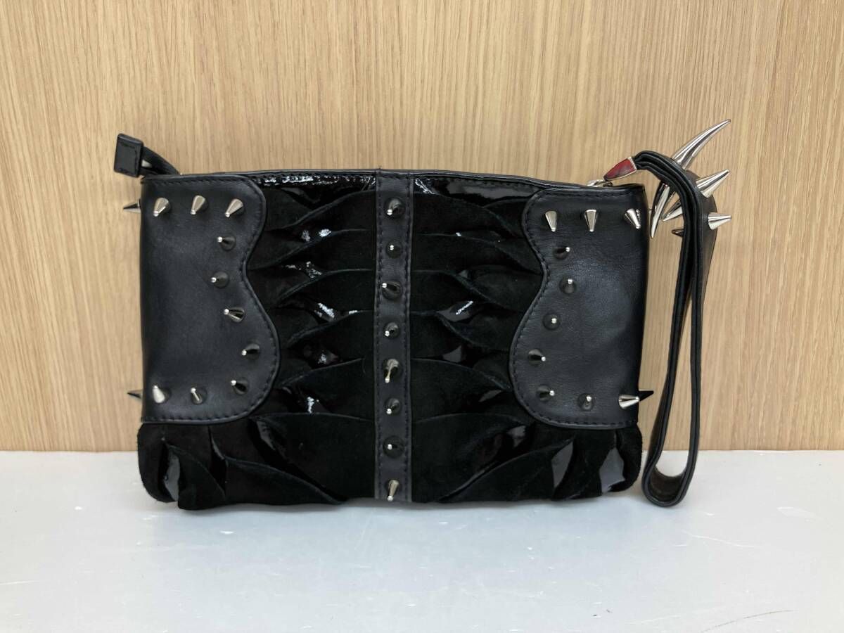 セカンドバッグ スタッズ付きクラッチバッグ