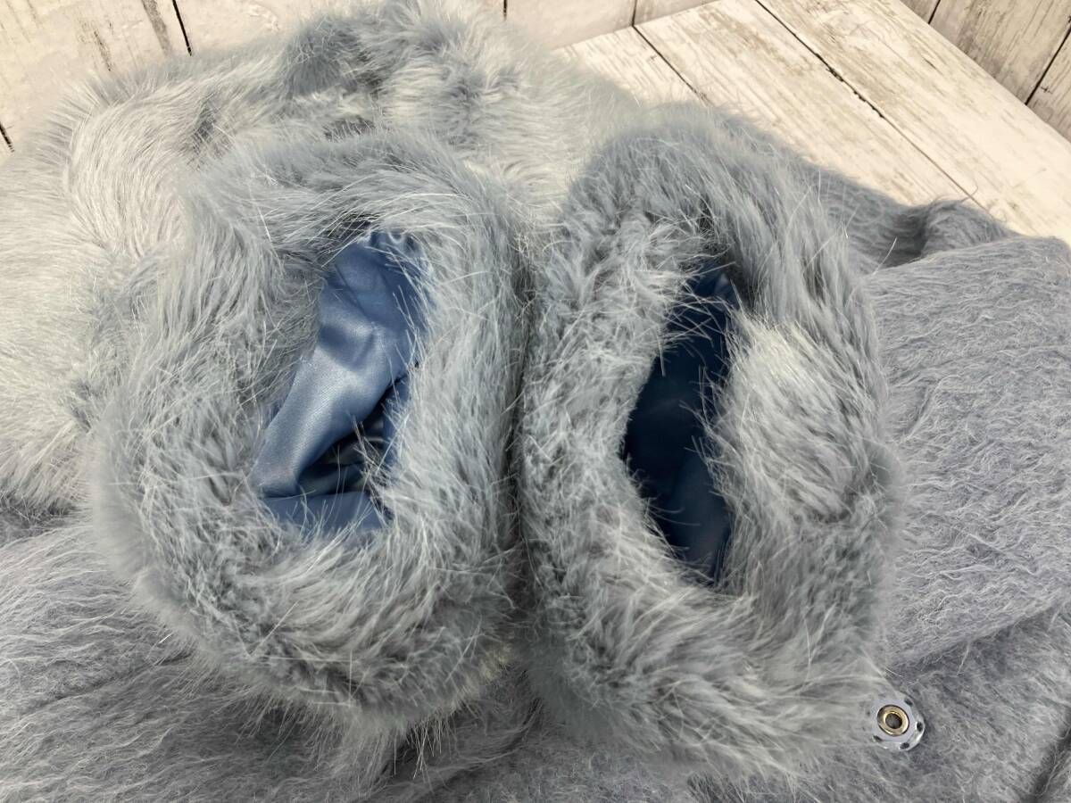 ライトブルー 洋服